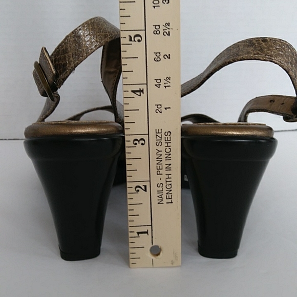 Bella Vita Snakeskin Print Slingback Peep Toe Heel Sandal 7N Brown Metallic - Picture 9 of 16